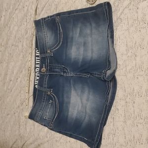 ✨️3/$10 Hydraulic shorts size 11/12
